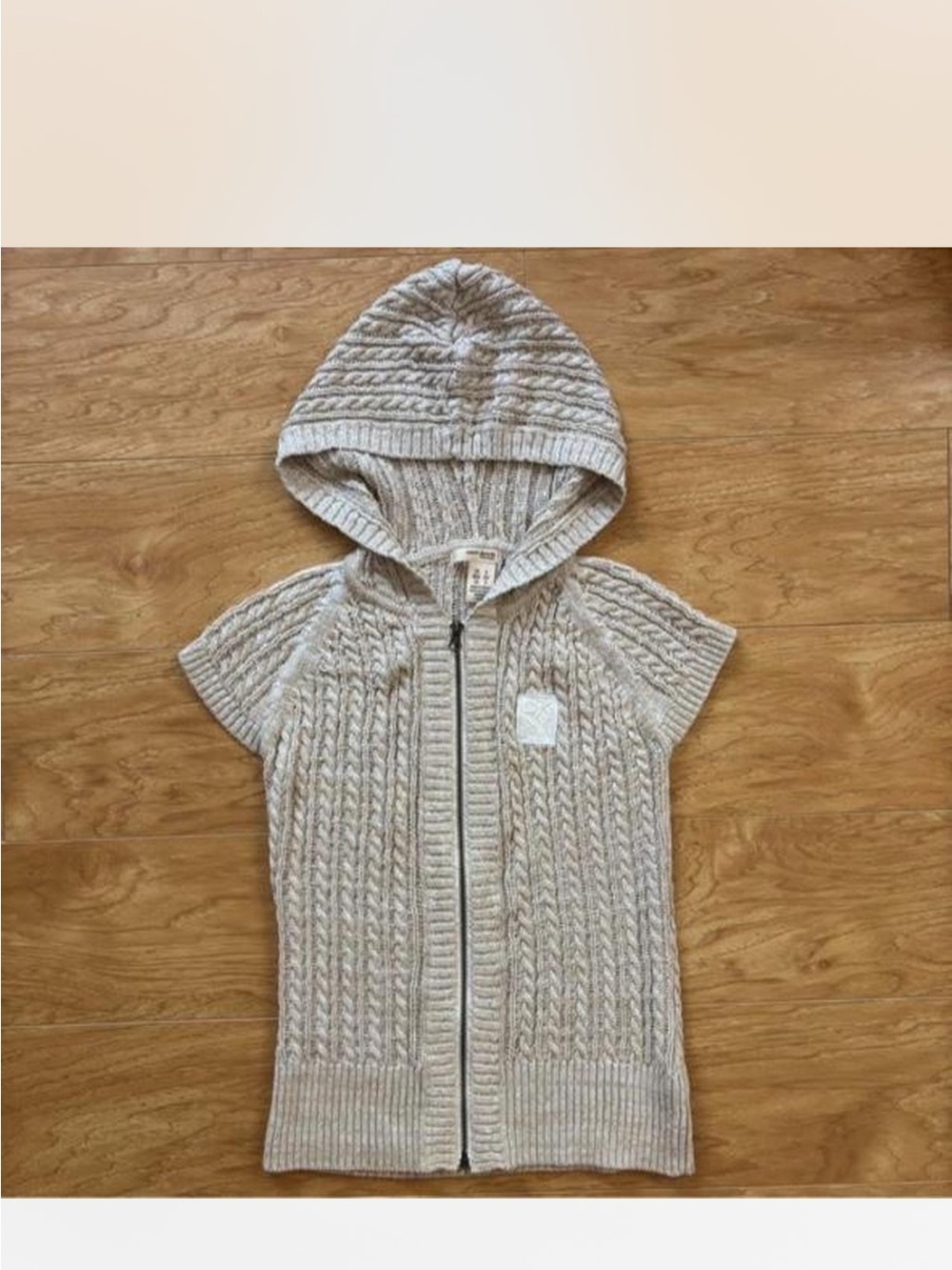 DKNY Cream Cable-Knit Hooded Zip Vest